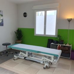 Cabinet libéral ou paramédical - Ostéopathie - Cabinet d'ostéopathie et de massage thaï/amma sur table d'Amélia Falip