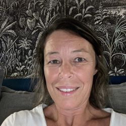 Anne-Cecile MANNS - Ostéopathe