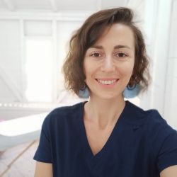 Axelle SORMONIAN - Ostéopathe