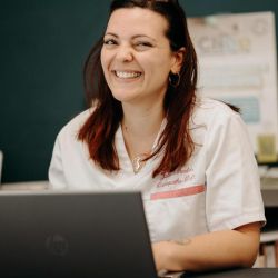 Julie NICOLAS - Ostéopathe