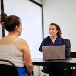 Allison DUMESNIL - Ostéopathe