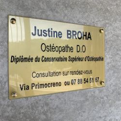 - >Broha